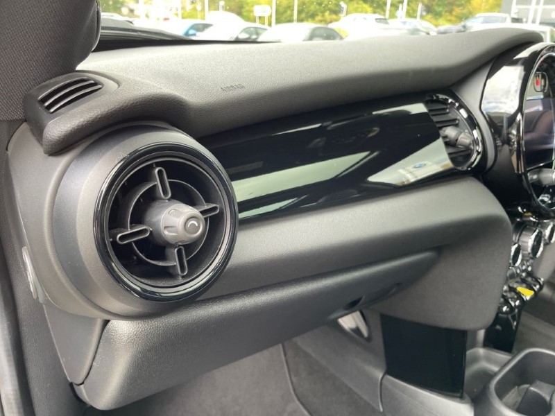 2021 (71) MINI HATCHBACK 135kW Cooper S Level 3 33kWh 3dr Auto 3574813