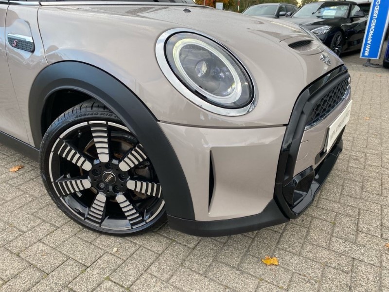 2022 (71) MINI HATCHBACK 2.0 Cooper S Exclusive 5dr Auto 3589718