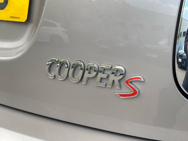 2022 (71) MINI HATCHBACK 2.0 Cooper S Exclusive 5dr Auto 3589723