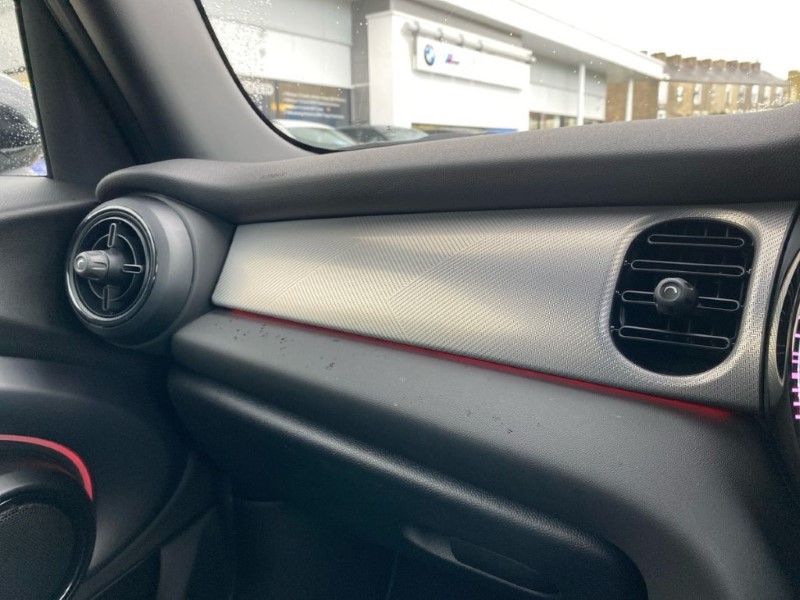 2022 (71) MINI HATCHBACK 2.0 Cooper S Exclusive 5dr Auto 3589708