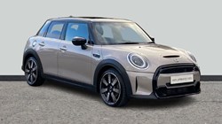 2022 (71) MINI HATCHBACK 2.0 Cooper S Exclusive 5dr Auto 3589677