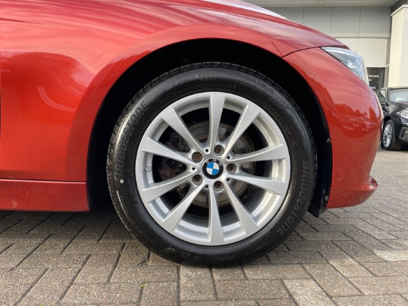 2019 (69) BMW 3 SERIES 318i SE 4dr Step Auto 3601171