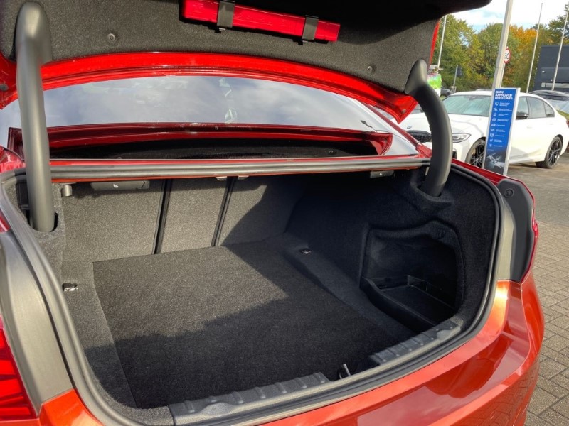 2019 (69) BMW 3 SERIES 318i SE 4dr Step Auto 3601191