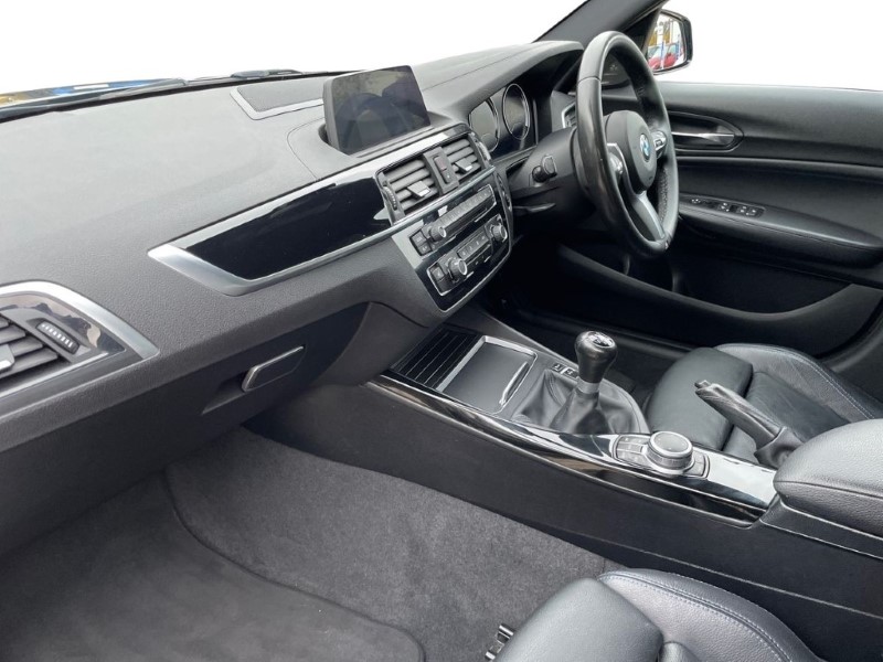 2019 (19) BMW 1 SERIES 118i [1.5] M Sport Shadow Edition 5dr 3614443