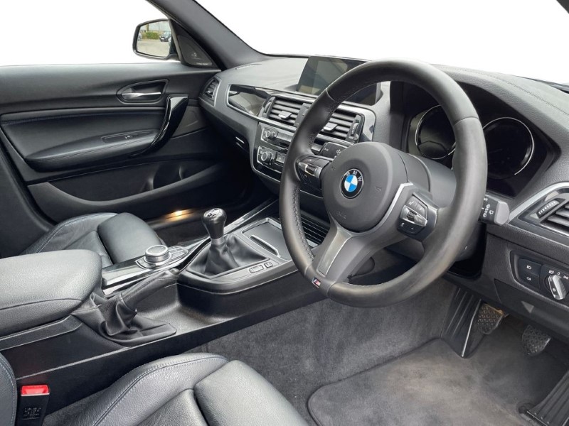 2019 (19) BMW 1 SERIES 118i [1.5] M Sport Shadow Edition 5dr 3614442