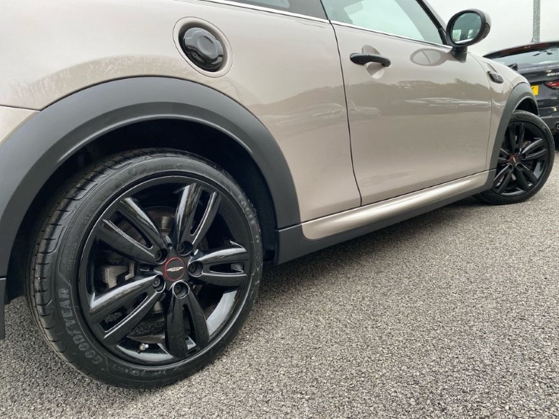 2023 (23) MINI HATCHBACK 2.0 Cooper S Sport 3dr 3614596