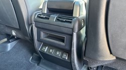 2021 (71) LAND ROVER DEFENDER 3.0 D300 X-Dynamic HSE 110 5dr Auto 5254365