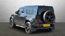 2021 (71) LAND ROVER DEFENDER 3.0 D300 X-Dynamic HSE 110 5dr Auto 5254349