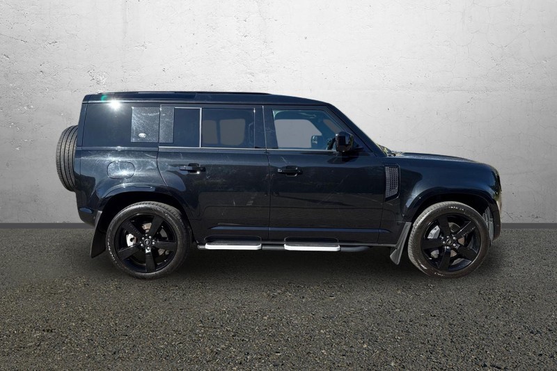 2021 (71) LAND ROVER DEFENDER 3.0 D300 X-Dynamic HSE 110 5dr Auto 5254352