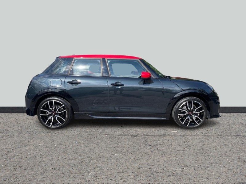 2024 (74) MINI COOPER 2.0 S Sport 5dr Auto 4260142