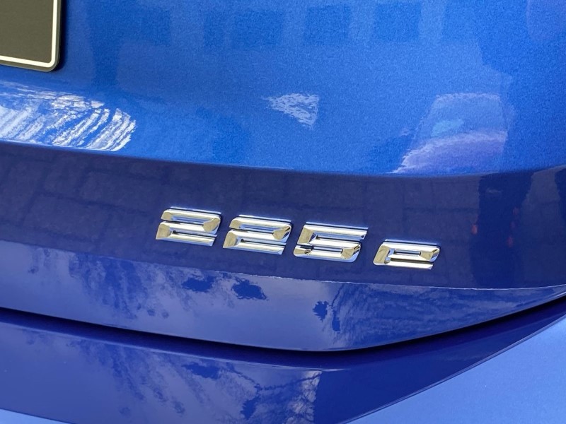 2025 (25) BMW 2 SERIES 225e xDrive M Sport 5dr DCT 4160728