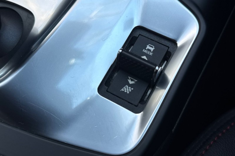 2019 (69) JAGUAR E-PACE 2.0d Chequered Flag Edition 5dr Auto 5260140