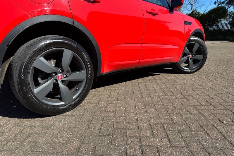 2019 (69) JAGUAR E-PACE 2.0d Chequered Flag Edition 5dr Auto 5260152