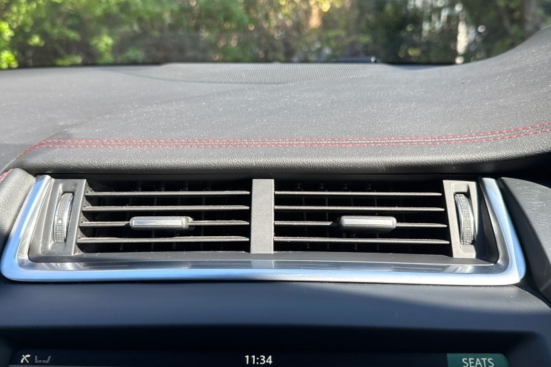 2019 (69) JAGUAR E-PACE 2.0d Chequered Flag Edition 5dr Auto 5260139