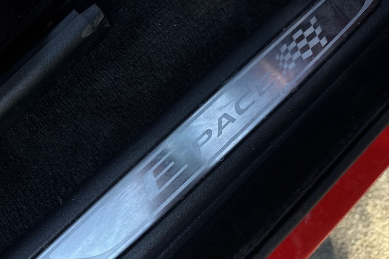 2019 (69) JAGUAR E-PACE 2.0d Chequered Flag Edition 5dr Auto 5260142