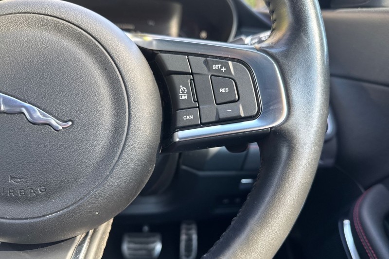 2019 (69) JAGUAR E-PACE 2.0d Chequered Flag Edition 5dr Auto 5260132