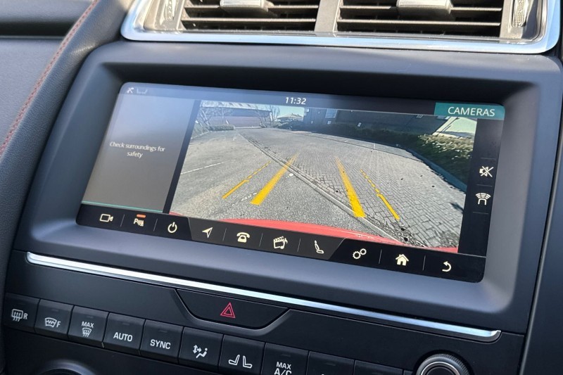 2019 (69) JAGUAR E-PACE 2.0d Chequered Flag Edition 5dr Auto 5260135