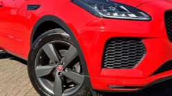 2019 (69) JAGUAR E-PACE 2.0d Chequered Flag Edition 5dr Auto 5260146
