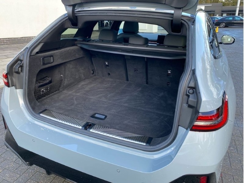 2025 (74) BMW I5 250kW eDrive40 M Sport Pro 84kWh 5dr Auto 4714145