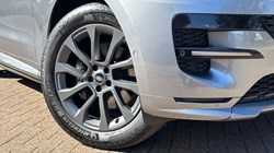 2023 (23) LAND ROVER RANGE ROVER SPORT 3.0 D300 Dynamic SE 5dr Auto 5254262