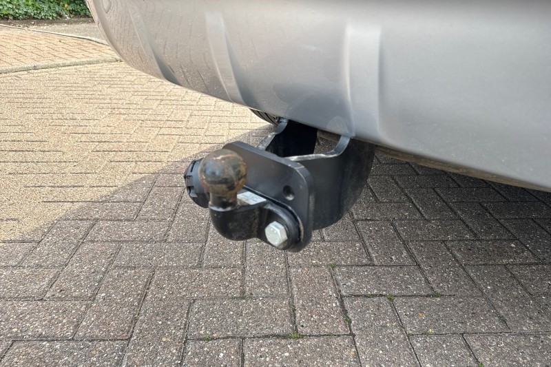 2018 (18) LAND ROVER DISCOVERY 3.0 TD6 HSE 5dr Auto 5263082