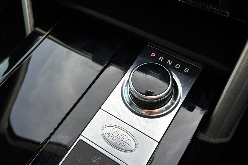 2018 (18) LAND ROVER DISCOVERY 3.0 TD6 HSE 5dr Auto 5263073