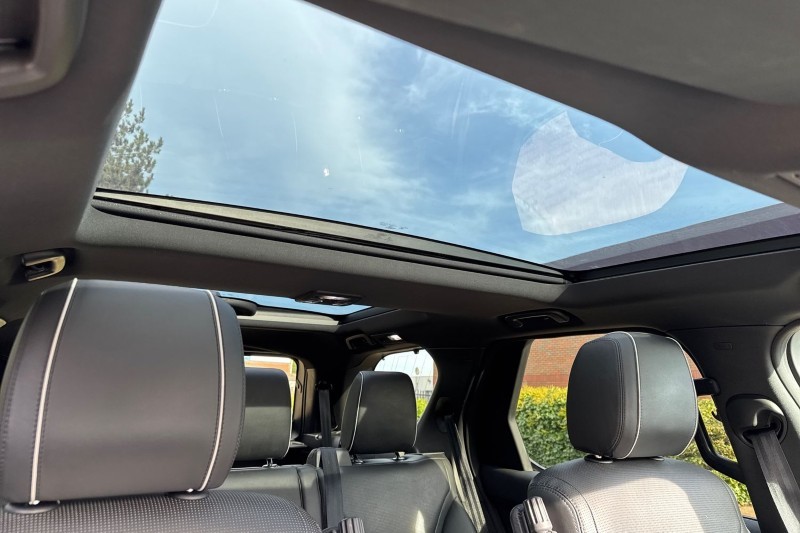 2018 (18) LAND ROVER DISCOVERY 3.0 TD6 HSE 5dr Auto 5263081