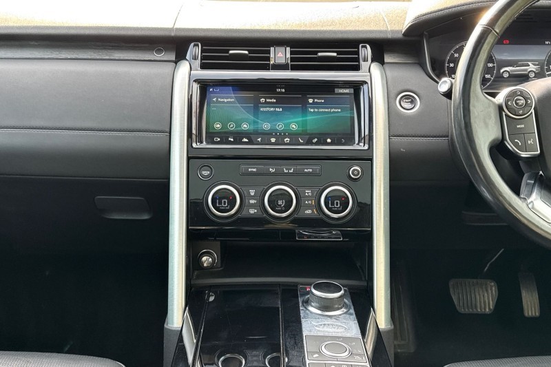 2018 (18) LAND ROVER DISCOVERY 3.0 TD6 HSE 5dr Auto 5263074