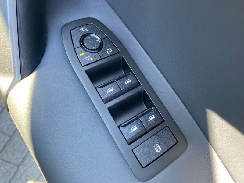 2025 (25) BMW iX 300kW xDrive45 M Sport 101kWh 5dr Auto 4460228