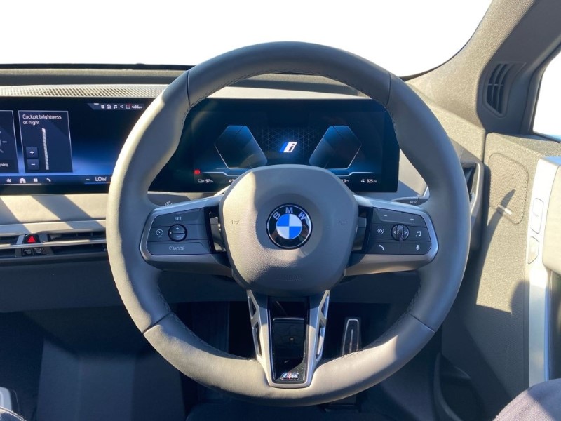 2025 (25) BMW iX 300kW xDrive45 M Sport 101kWh 5dr Auto 4460210
