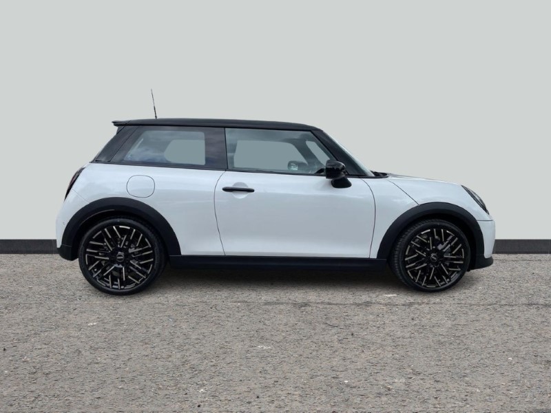 2025 (25) MINI COOPER 2.0 S Classic 3dr Auto 4263189