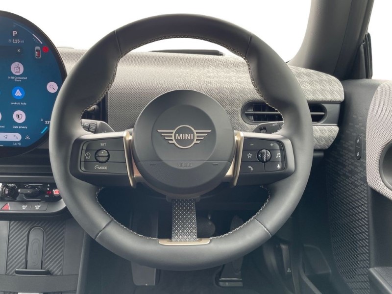 2025 (25) MINI COOPER 2.0 S Classic 3dr Auto 4263191