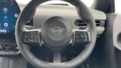 2025 (25) MINI COOPER 2.0 S Classic 3dr Auto 4263191