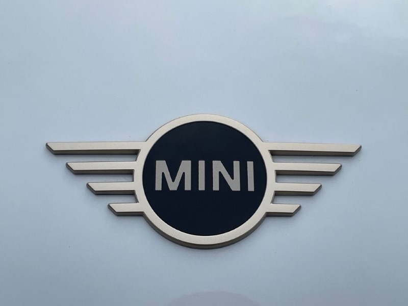 2025 (25) MINI COOPER 2.0 S Classic 3dr Auto 4263228