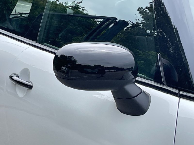 2025 (25) MINI COOPER 2.0 S Classic 3dr Auto 4263233