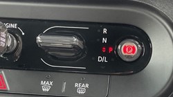 2025 (25) MINI COOPER 2.0 S Classic 3dr Auto 4263219