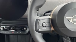 2025 (25) MINI COOPER 2.0 S Classic 3dr Auto 4263203