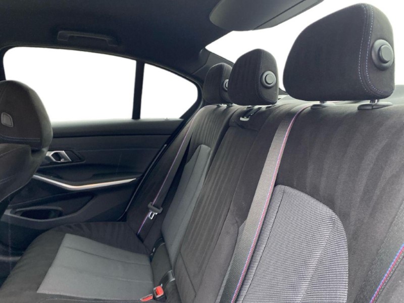 2025 (25) BMW 3 SERIES 330e 22.3 kWh M Sport 4dr Step Auto [Pro Pack] 5014595