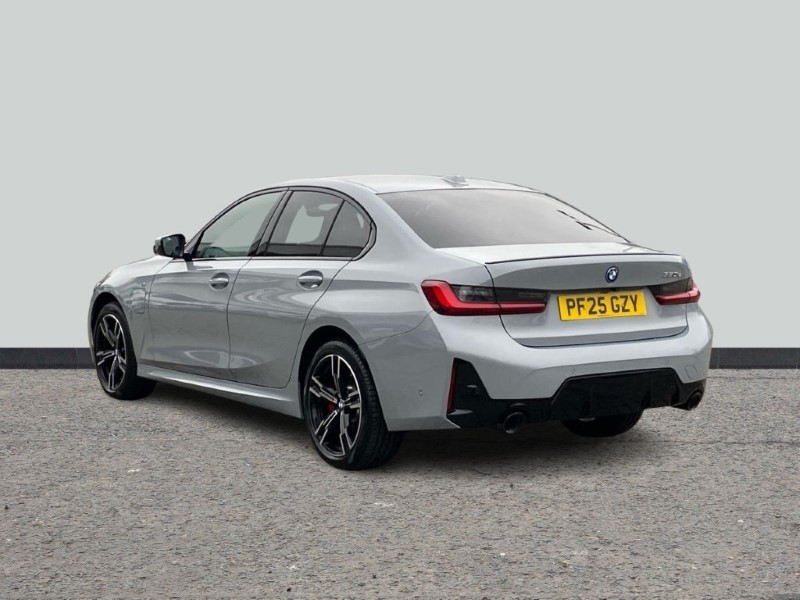 2025 (25) BMW 3 SERIES 330e 22.3 kWh M Sport 4dr Step Auto [Pro Pack]