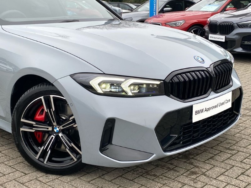 2025 (25) BMW 3 SERIES 330e 22.3 kWh M Sport 4dr Step Auto [Pro Pack] 5014622