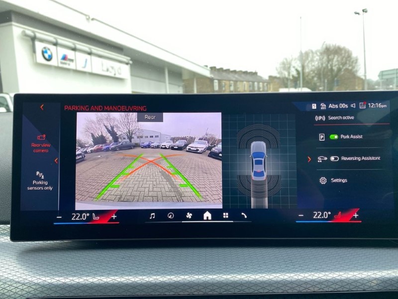 2025 (25) BMW 3 SERIES 330e 22.3 kWh M Sport 4dr Step Auto [Pro Pack] 5014610