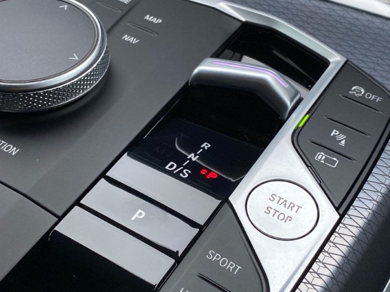 2025 (25) BMW 3 SERIES 330e 22.3 kWh M Sport 4dr Step Auto [Pro Pack] 5014616