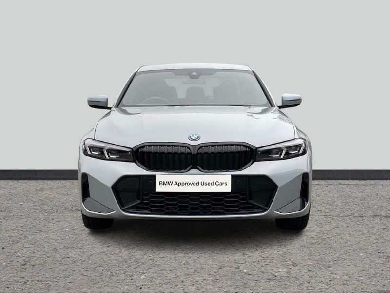 2025 (25) BMW 3 SERIES 330e 22.3 kWh M Sport 4dr Step Auto [Pro Pack] 5014599