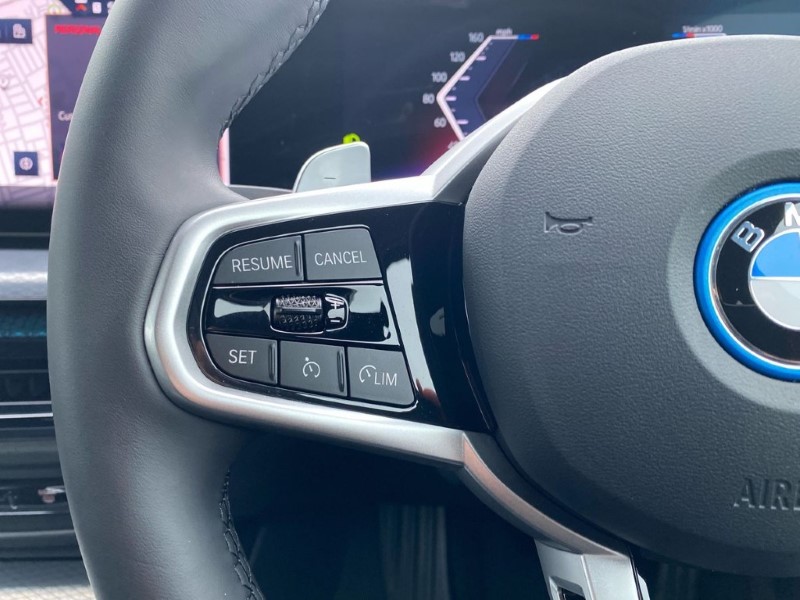 2025 (25) BMW 3 SERIES 330e 22.3 kWh M Sport 4dr Step Auto [Pro Pack] 5014600