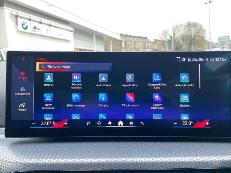 2025 (25) BMW 3 SERIES 330e 22.3 kWh M Sport 4dr Step Auto [Pro Pack] 5014608