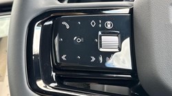 2026 (26) LAND ROVER RANGE ROVER VELAR 2.0 D200 MHEV Dynamic SE 5dr Auto 5802208