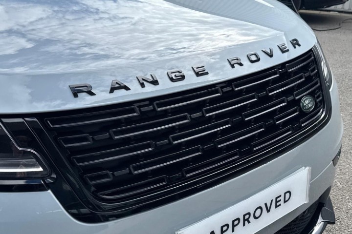 2026 (26) LAND ROVER RANGE ROVER VELAR 2.0 D200 MHEV Dynamic SE 5dr Auto 5802224