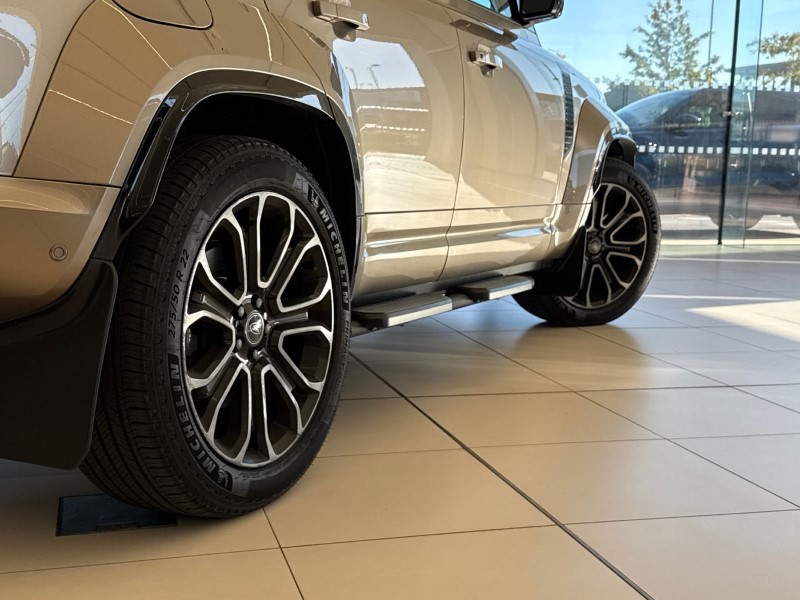 2025 (25) LAND ROVER DEFENDER 4.4 P635 Octa 110 5dr Auto 4603410