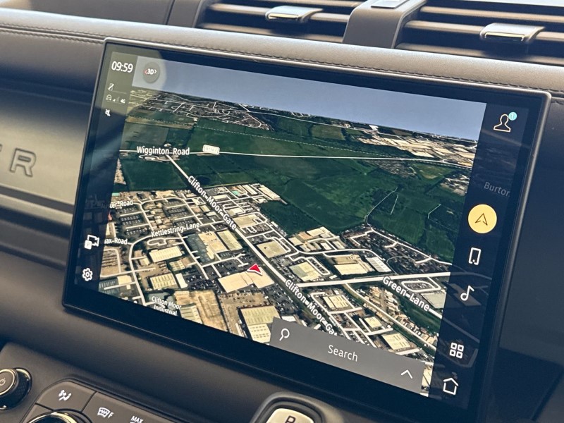 2025 (25) LAND ROVER DEFENDER 4.4 P635 Octa 110 5dr Auto 4603395