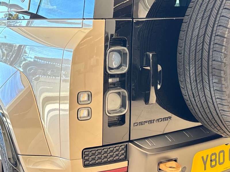2025 (25) LAND ROVER DEFENDER 4.4 P635 Octa 110 5dr Auto 4603383